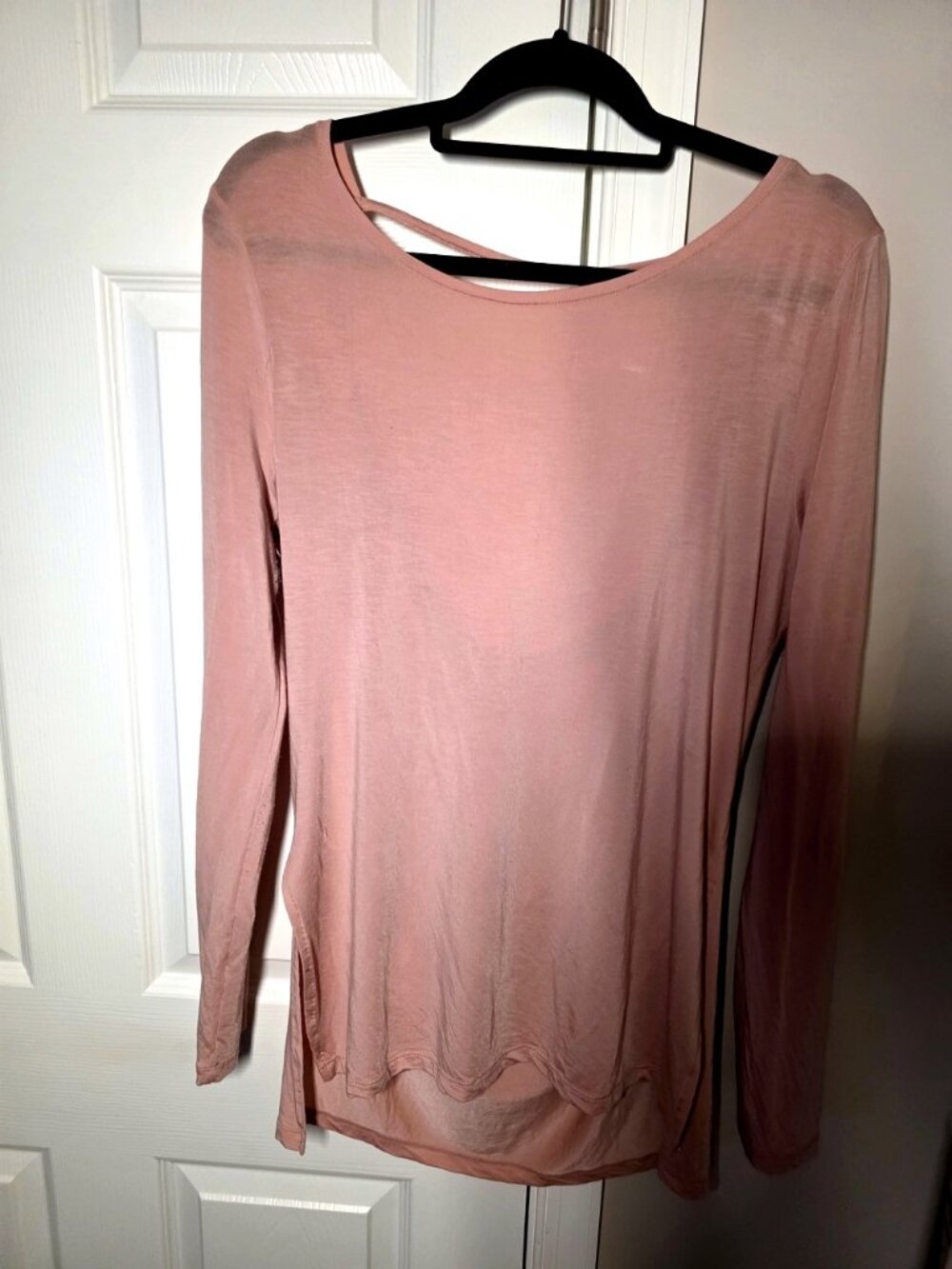 Fabletics Blush Long Sleeve Scoop-Back Top, Relaxed Fit — L